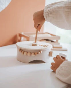 Label Label Crepe Maker Nougat 18 Mnd+ -Beste Speelgoed Winkel LabelLabelcrepemakernougatB