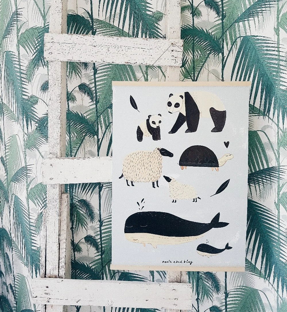 Petit Monkey Poster B&W Animals Pink 50 X 70 Cm 3 Petit Monkey Poster B&W Animals Pink 50 X 70 Cm - Afbeelding 2